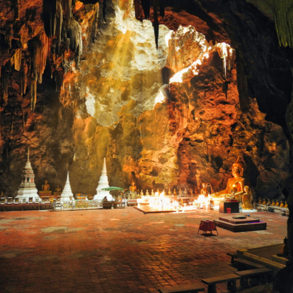 拷龍穴Tham Khao Luang2.png