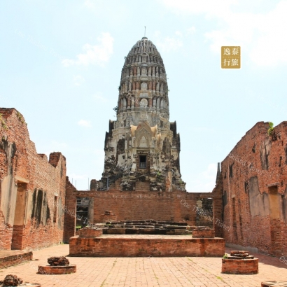 24769528_small1-Wat Ratchaburana.jpg